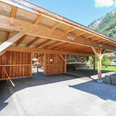 Dom wakacyjny Alpen Chalets Fusch an der Grossglocknerstrasse